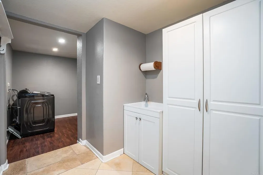 416 SUMMERHILL TER Alpine, CA 91901