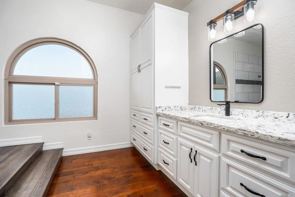 416 SUMMERHILL TER Alpine, CA 91901