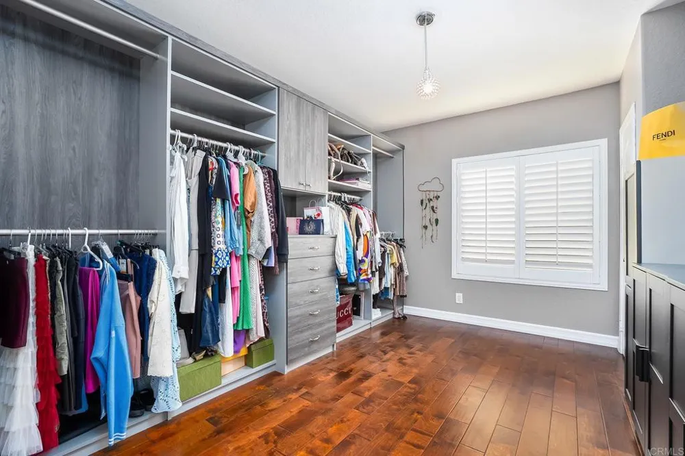 416 SUMMERHILL TER Alpine, CA 91901