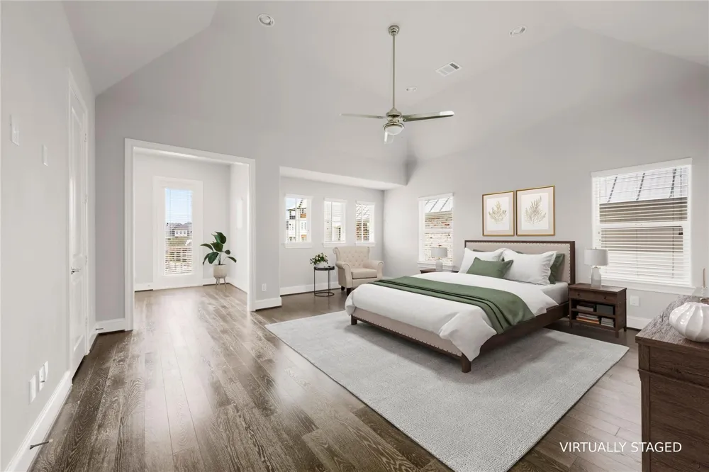 2424 Lake Kolbe Lane Houston, TX 77080