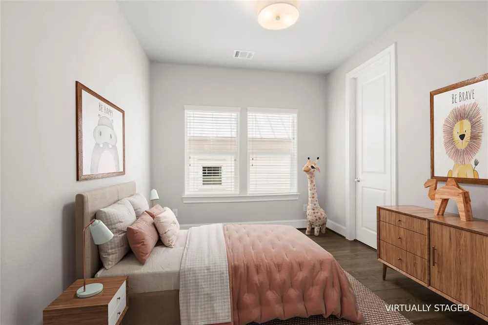 2424 Lake Kolbe Lane Houston, TX 77080