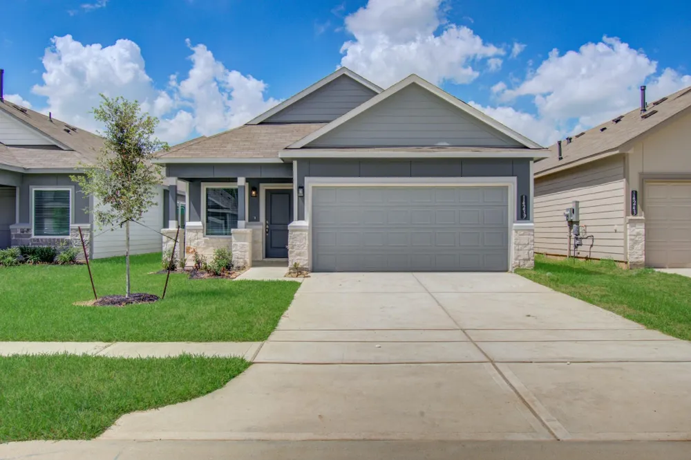 14239 Aston Pine Drive Houston, TX 77032