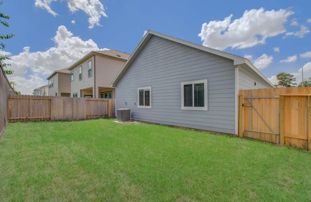 14230 Aston Pine Drive Houston, TX 77032