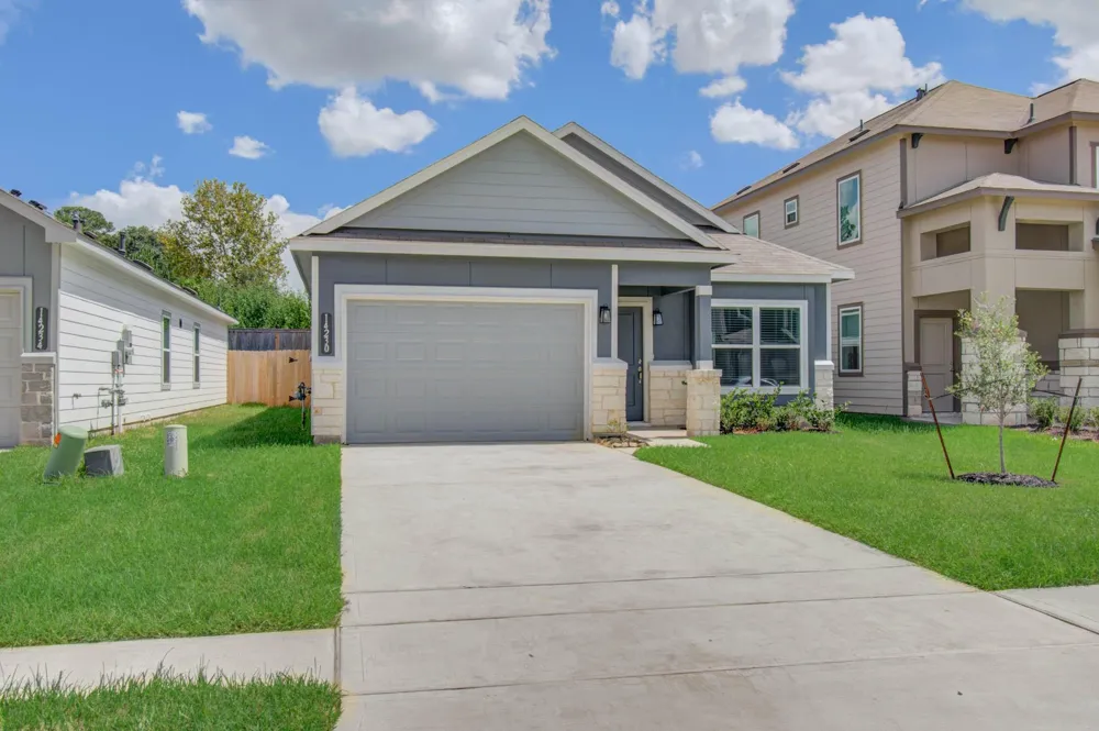 14230 Aston Pine Drive Houston, TX 77032