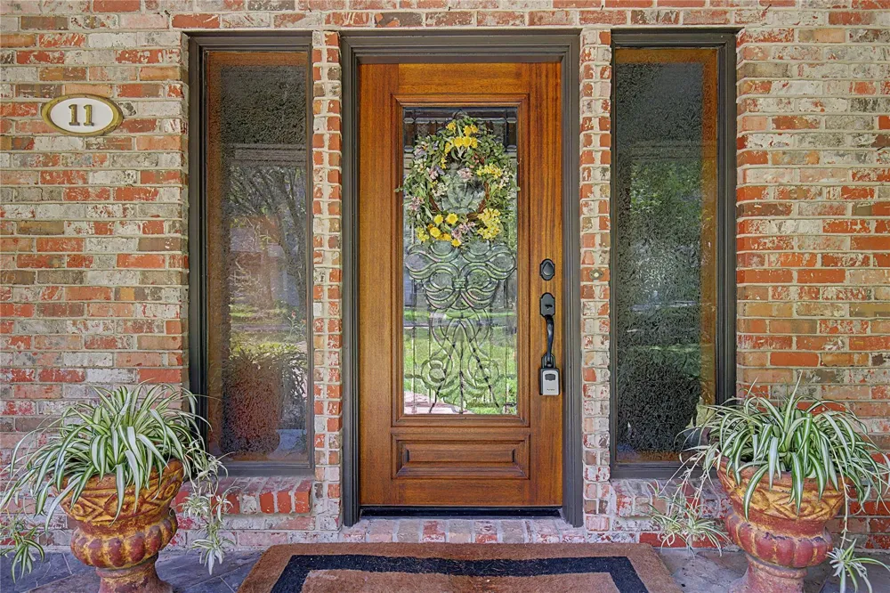 11 Holly Tree Lane Spring, TX 77373