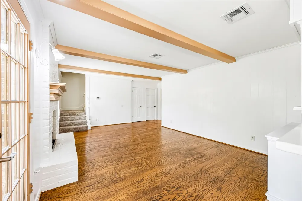 5702 Vestavia Drive Houston, TX 77069