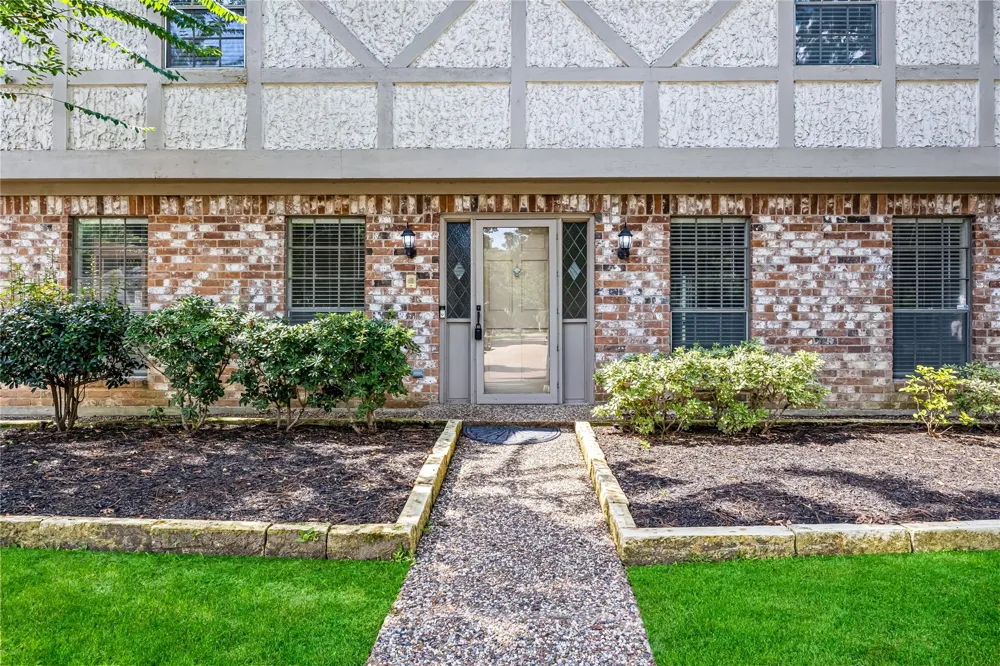 5702 Vestavia Drive Houston, TX 77069