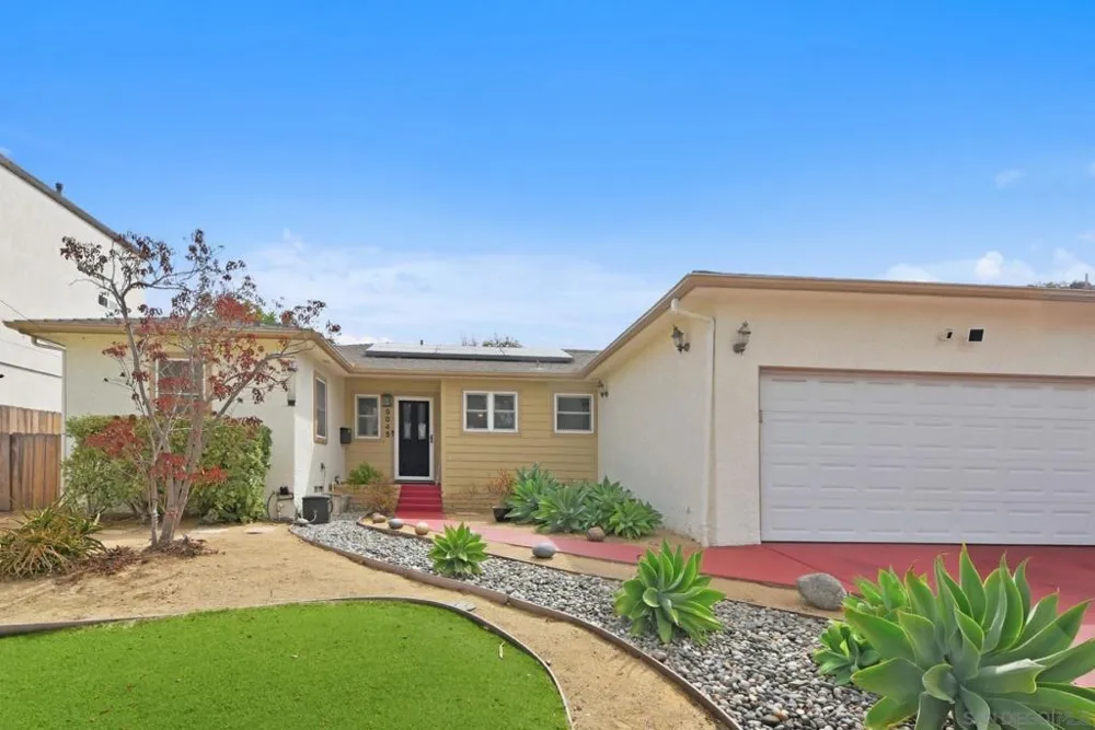 5045 Gary San Diego, CA 92115