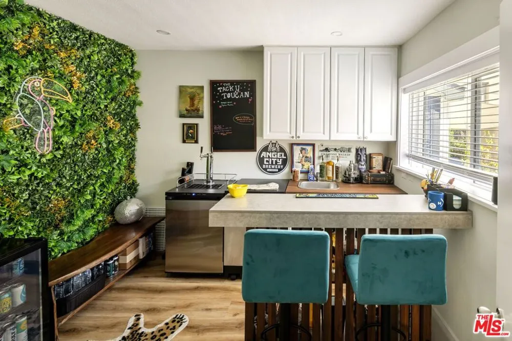 1154 Ogden Drive West Hollywood, CA 90046