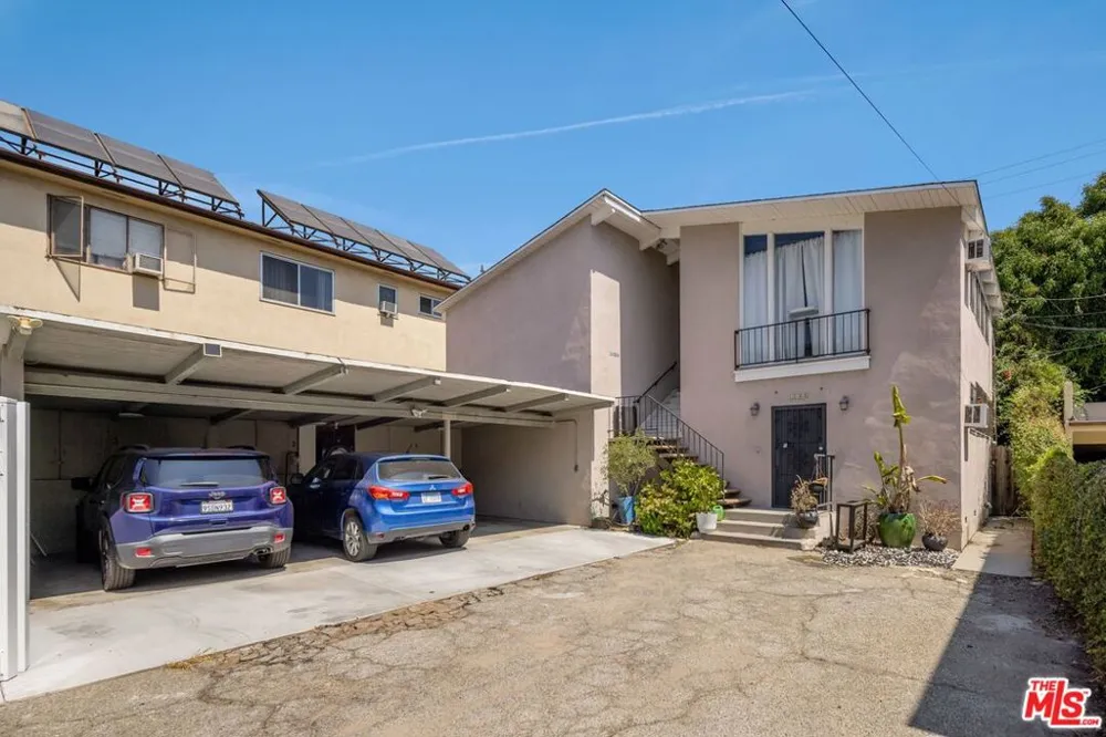 1154 Ogden Drive West Hollywood, CA 90046