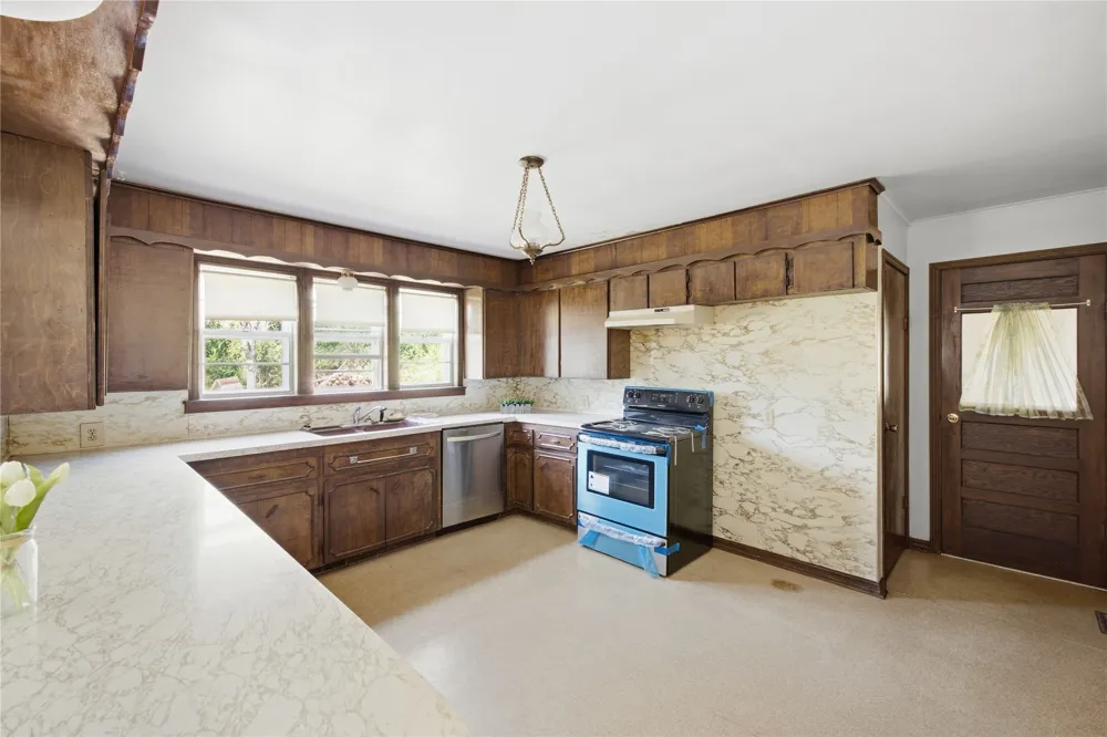 5056 S 514 LANE Tahlequah, OK 74464