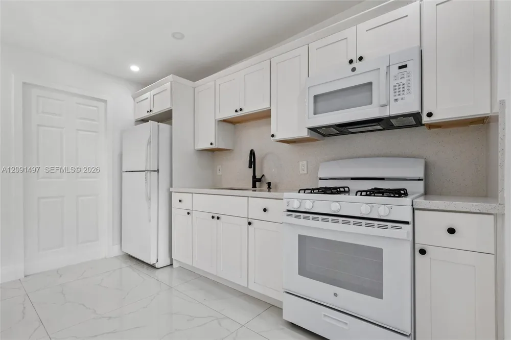 431 E 62nd St Hialeah, FL 33013