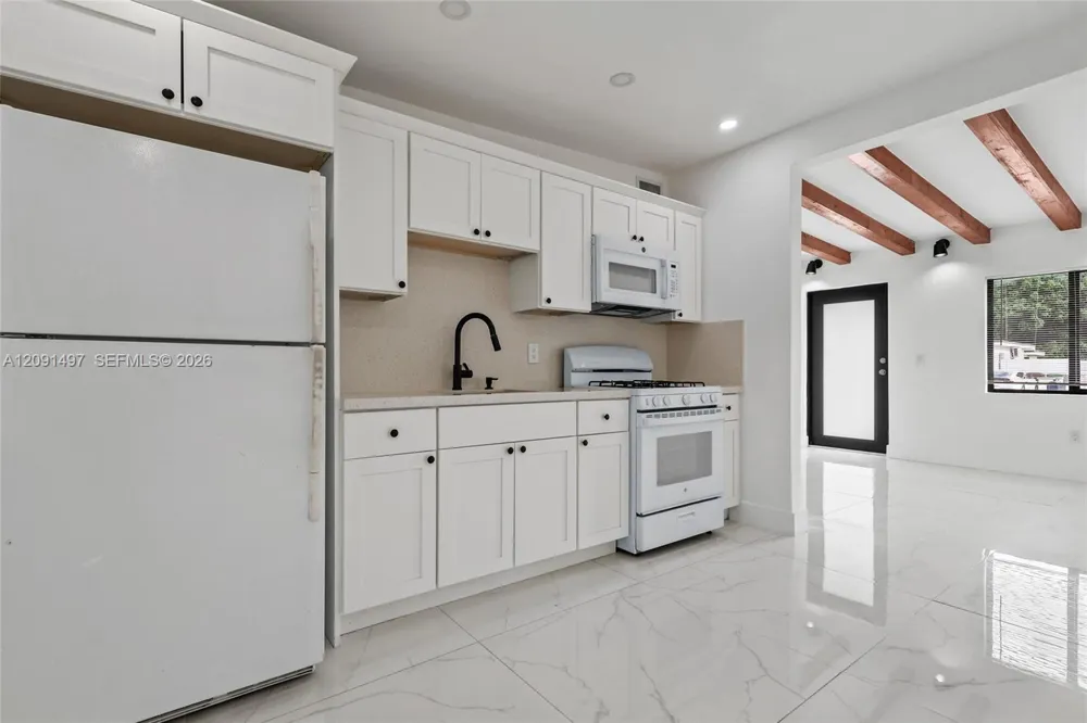 431 E 62nd St Hialeah, FL 33013