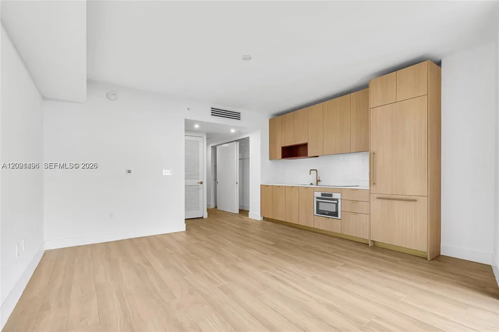 90 NE 32 #714 Miami, FL 33127