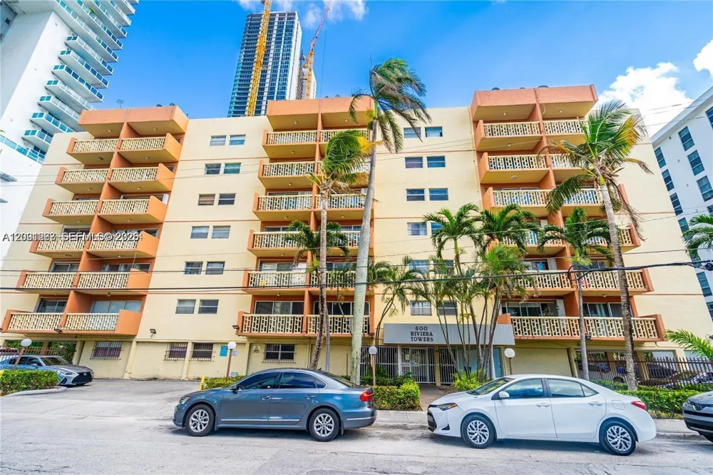 600 NE 25th St #63 Miami, FL 33137