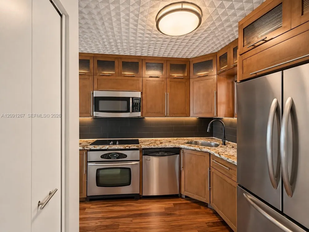 600 NE 25th St #63 Miami, FL 33137