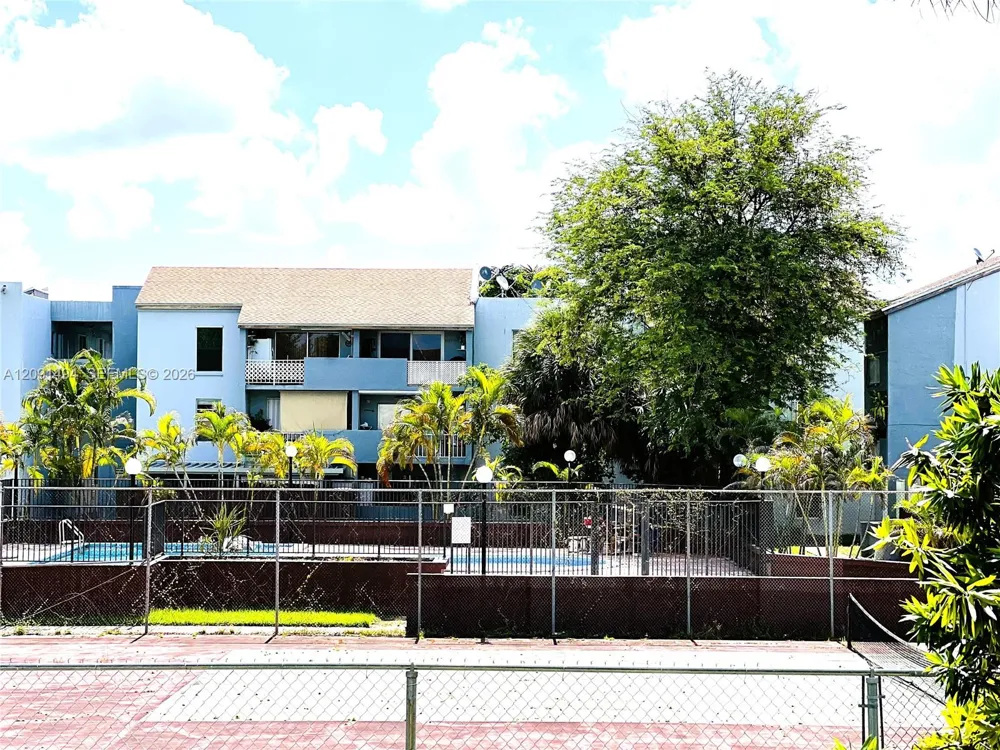 6195 W 18th Ave #G214 Hialeah, FL 33012