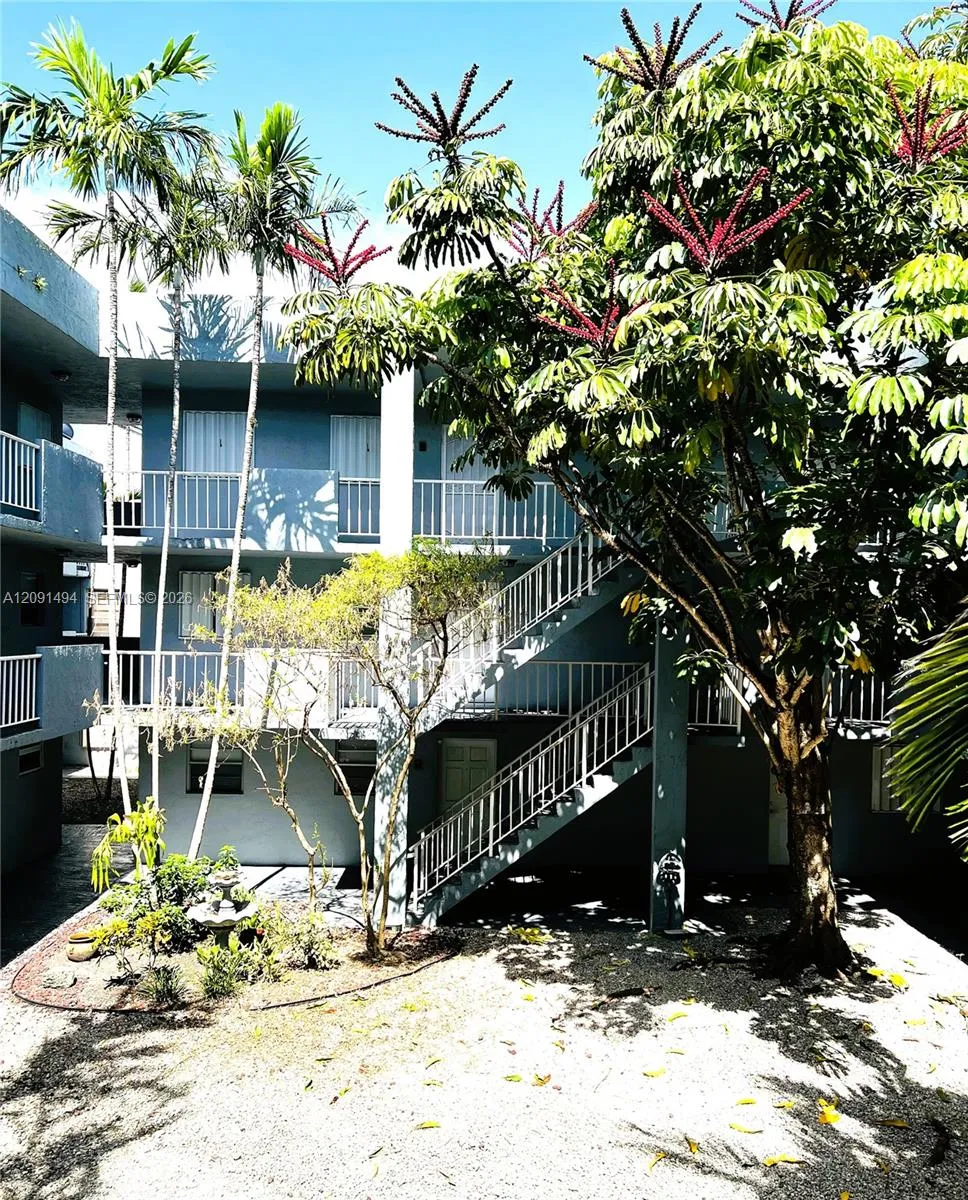 6195 W 18th Ave #G214 Hialeah, FL 33012