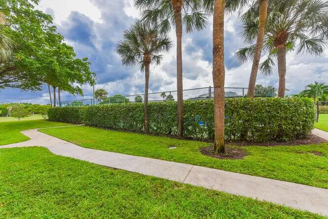 353 S US Highway 1 #A108 Jupiter, FL 33477