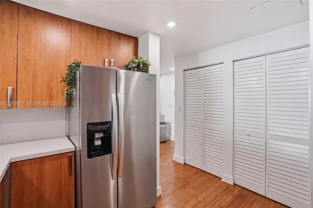 2101 Brickell Ave #3005 Miami, FL 33129
