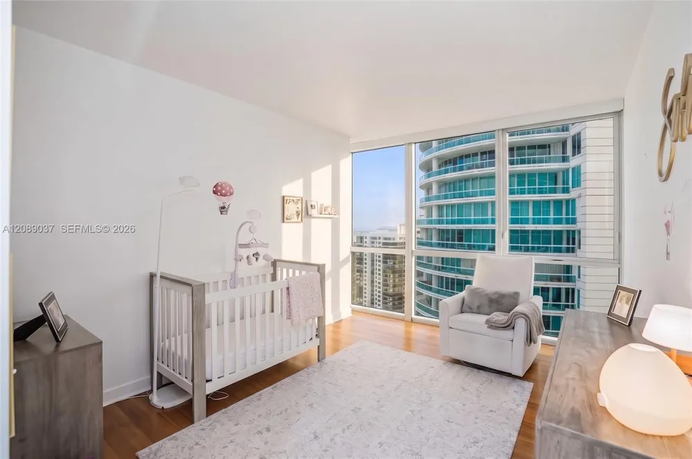2101 Brickell Ave #3005 Miami, FL 33129