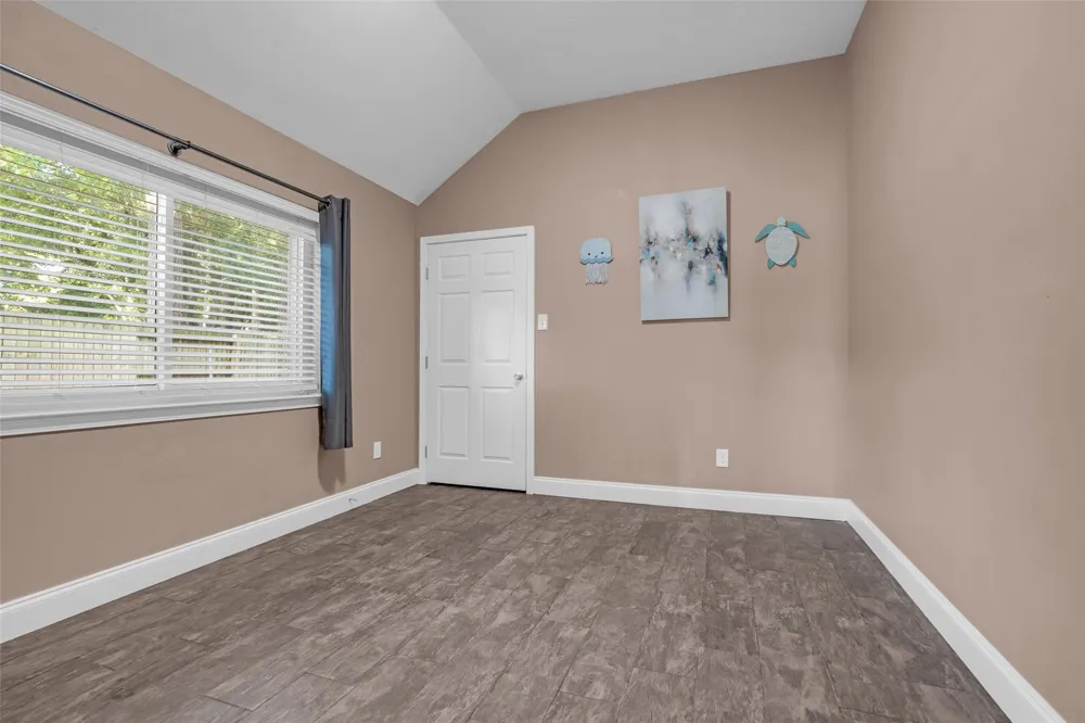 11506 Faulkey Gully Circle Houston, TX 77070