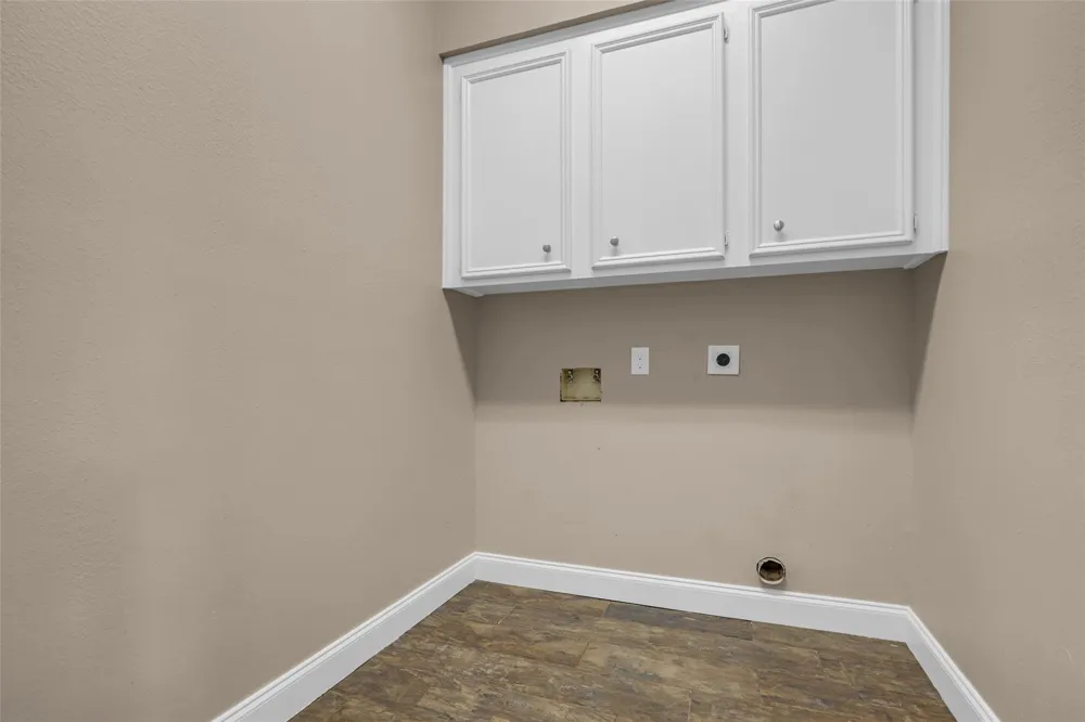 11506 Faulkey Gully Circle Houston, TX 77070