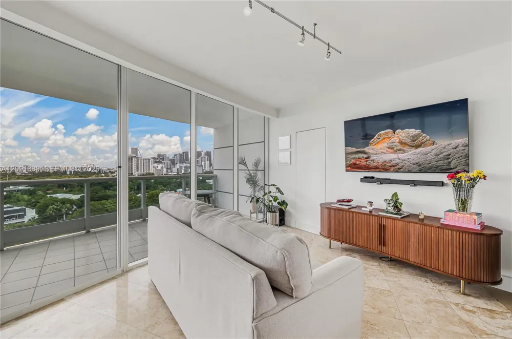 2127 Brickell Ave #1406 Miami, FL 33129
