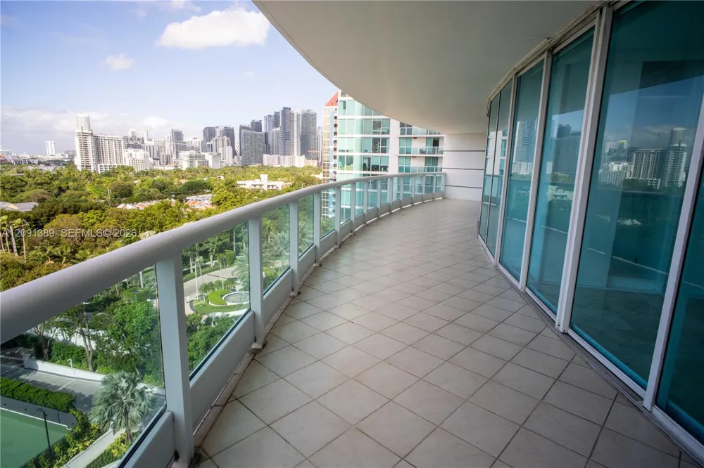 2127 Brickell Ave #1406 Miami, FL 33129