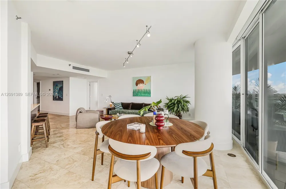 2127 Brickell Ave #1406 Miami, FL 33129