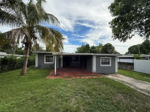280 NW 100th St #280