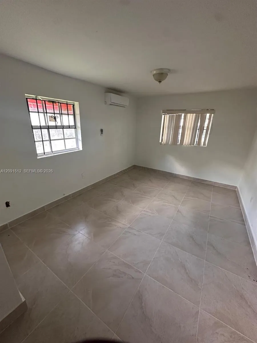 280 NW 100th St #280 Miami, FL 33150
