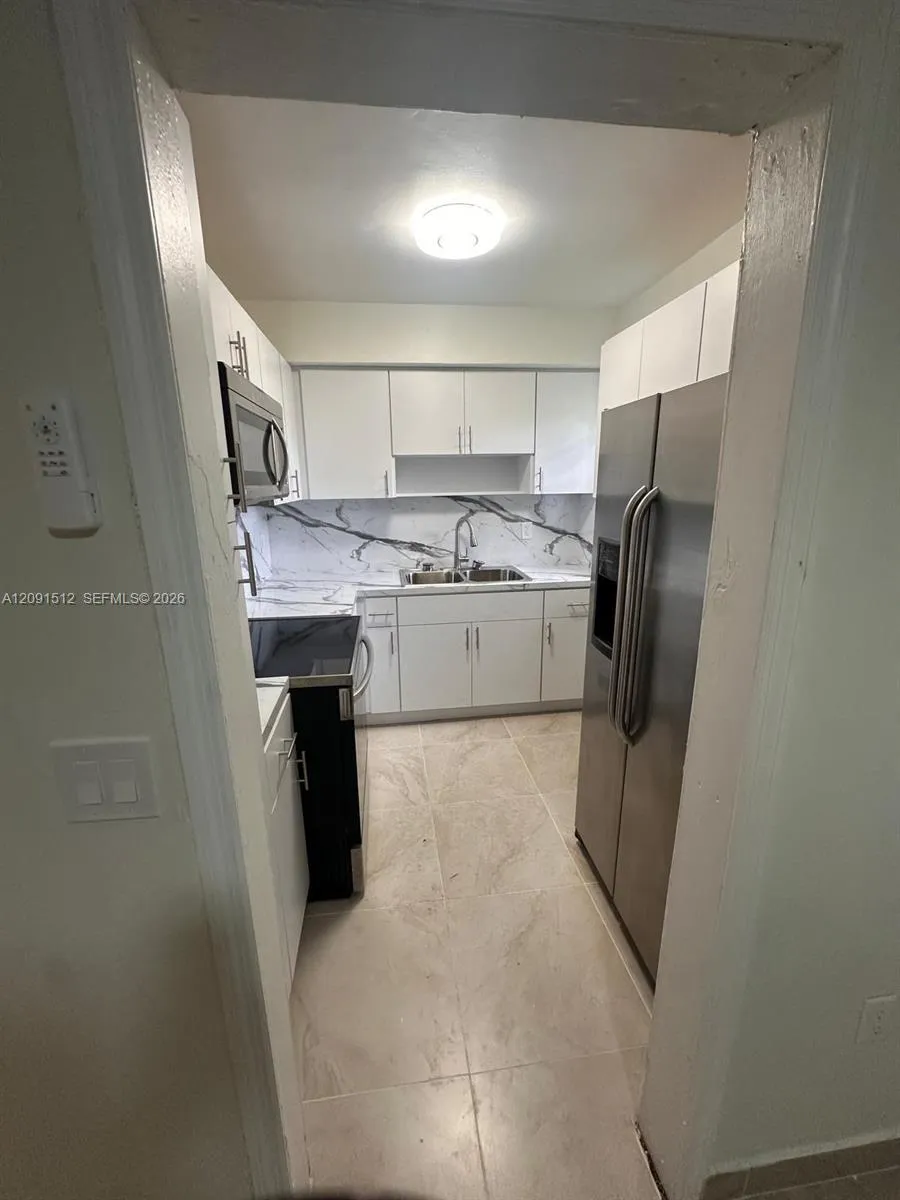 280 NW 100th St #280 Miami, FL 33150