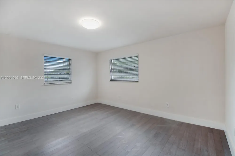 522 NW 47th Ter Miami, FL 33127