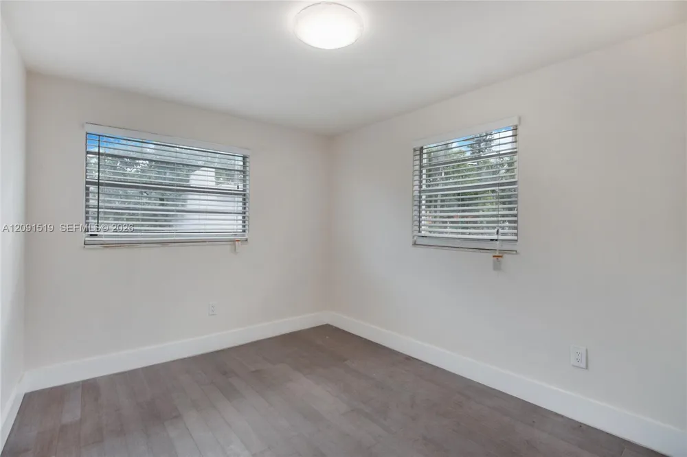 522 NW 47th Ter Miami, FL 33127