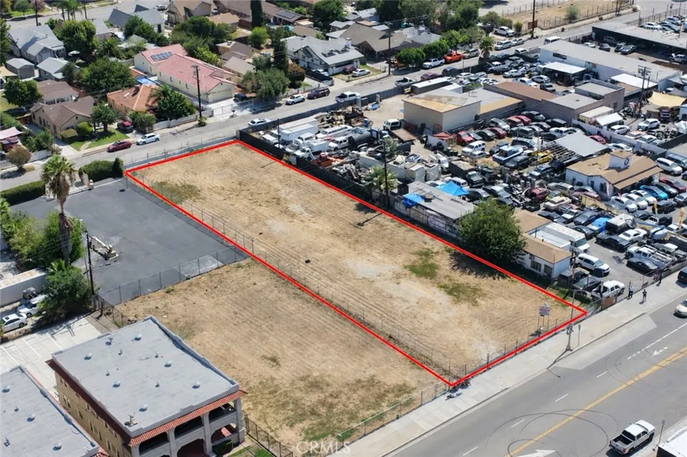 1075 E STREET San Bernardino, CA 92410