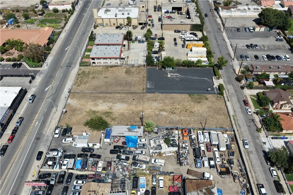 1075 E STREET San Bernardino, CA 92410