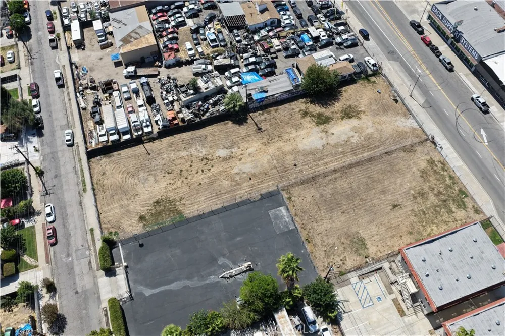 1075 E STREET San Bernardino, CA 92410