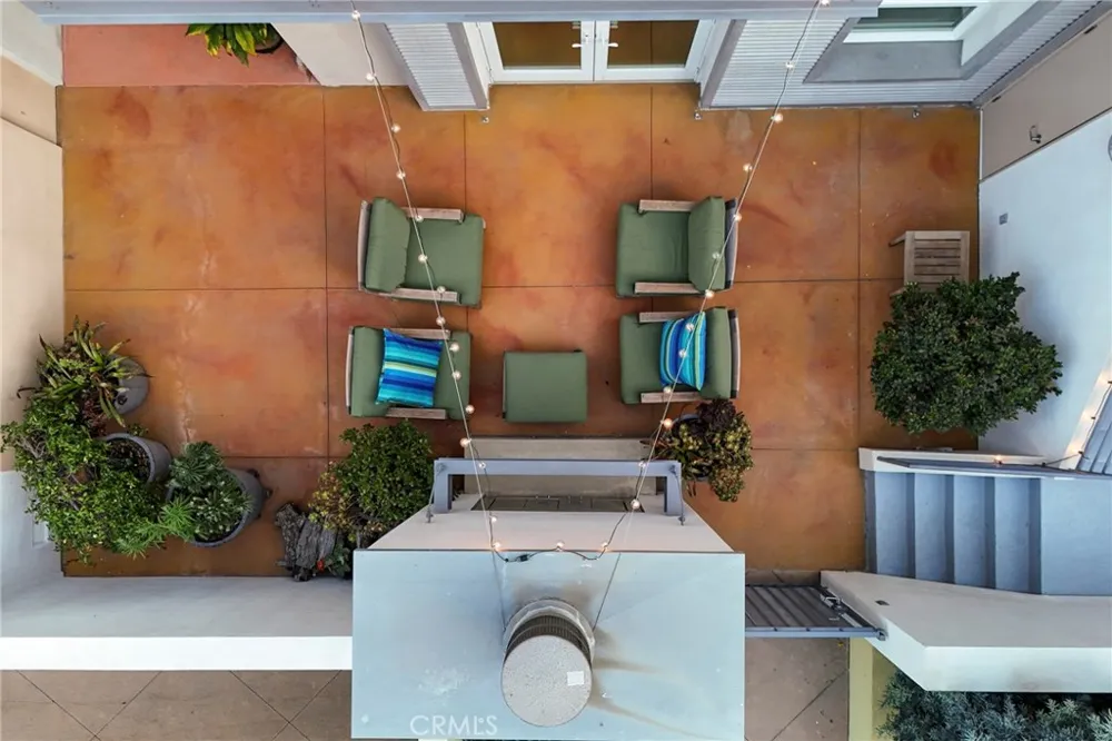 13011 Discovery Creek Playa Vista, CA 90094