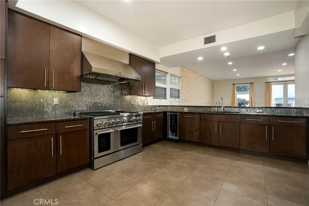 13011 Discovery Creek Playa Vista, CA 90094