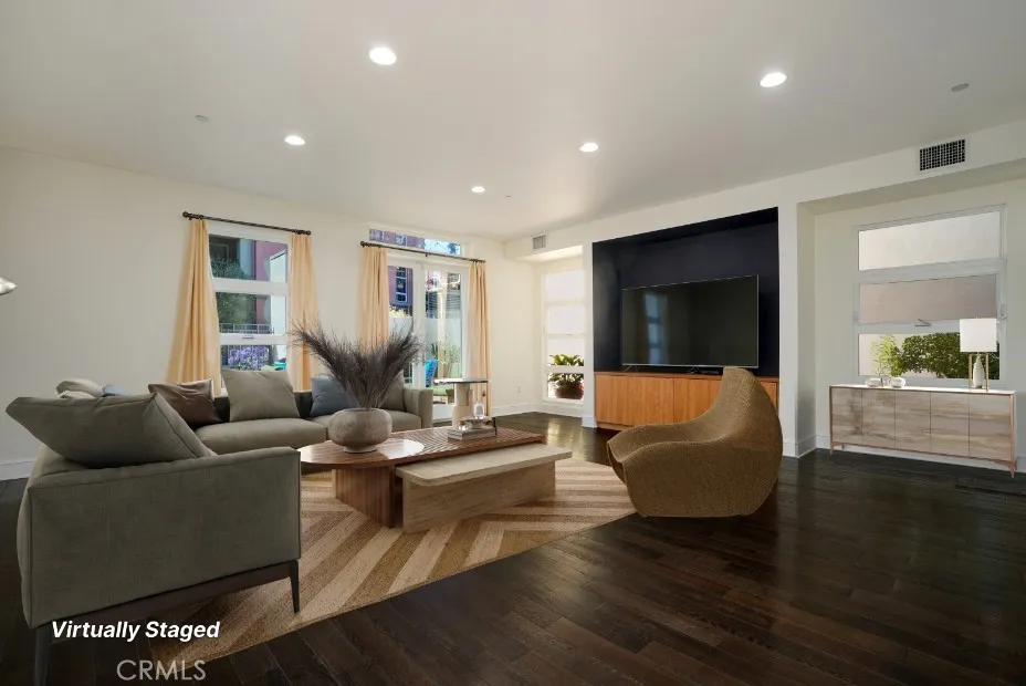 13011 Discovery Creek Playa Vista, CA 90094
