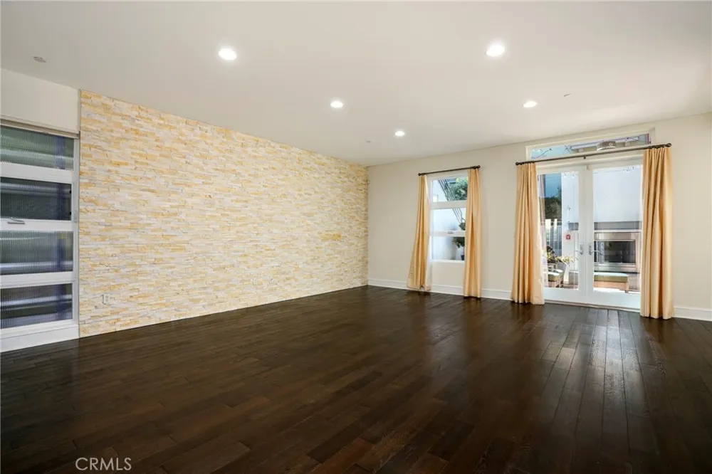 13011 Discovery Creek Playa Vista, CA 90094