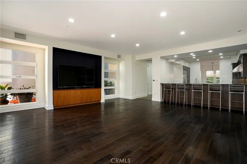 13011 Discovery Creek Playa Vista, CA 90094