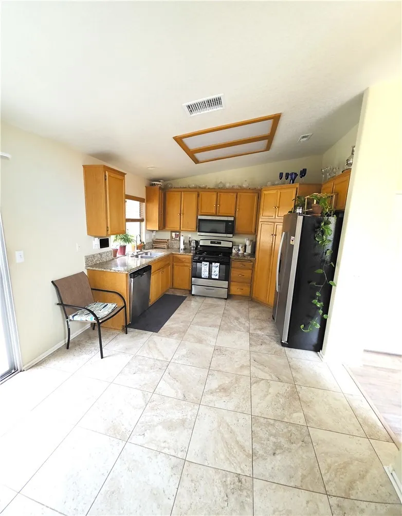 36918 Serendipity Way Palmdale, CA 93552