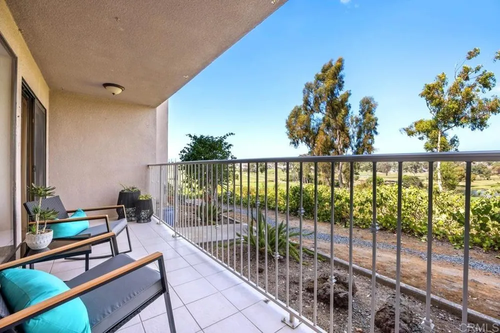 2348 La Costa Avenue #216 Carlsbad, CA 92009
