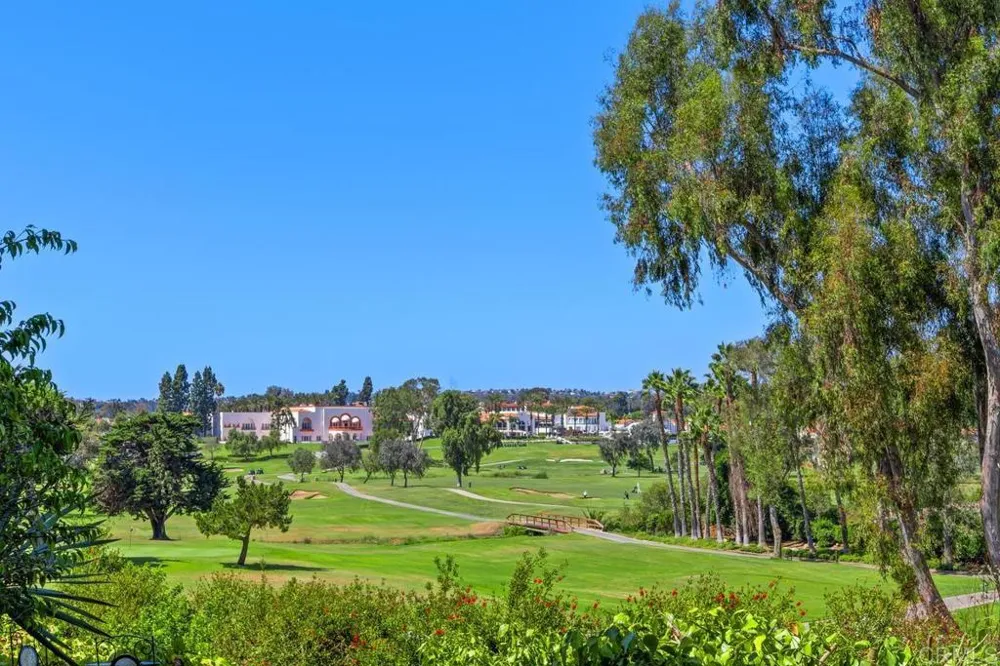 2348 La Costa Avenue #216 Carlsbad, CA 92009