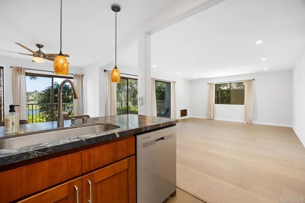 2348 La Costa Avenue #216 Carlsbad, CA 92009