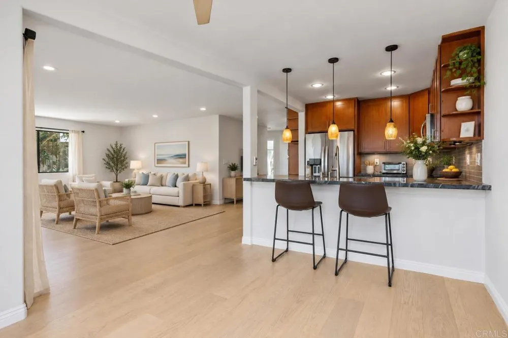 2348 La Costa Avenue #216 Carlsbad, CA 92009