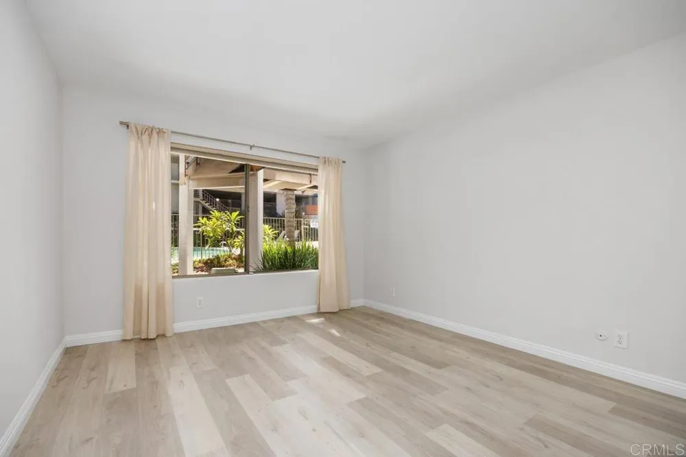 2348 La Costa Avenue #216 Carlsbad, CA 92009