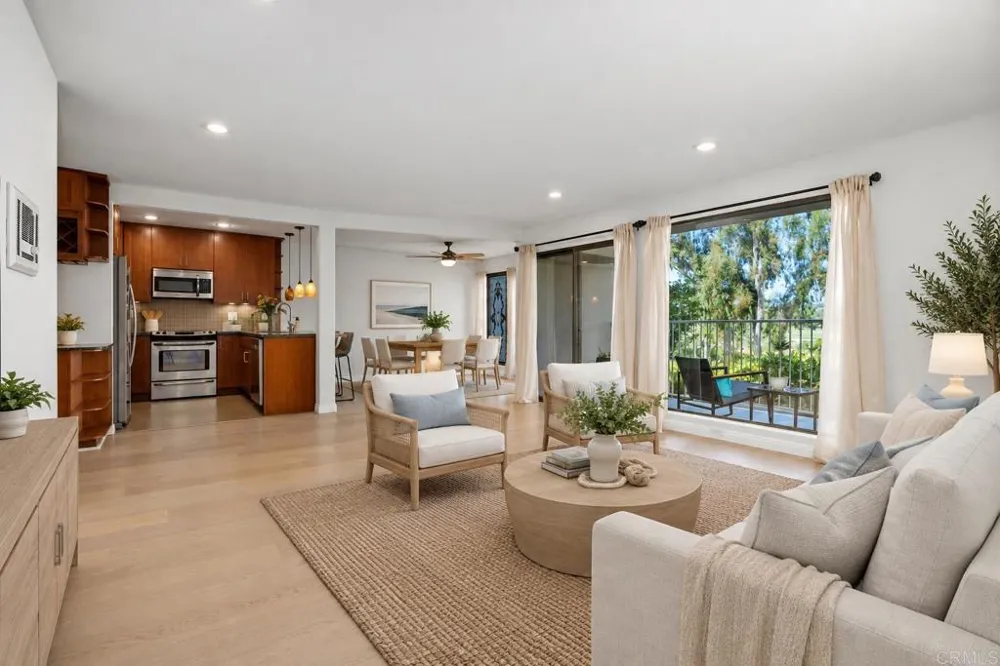 2348 La Costa Avenue #216 Carlsbad, CA 92009